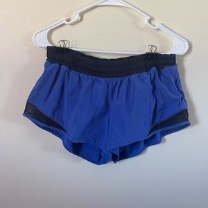 Lululemon Hotty Hot Shorts 2.5”